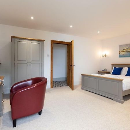 Lynton Cottage Seaview Apartments Bagian luar foto