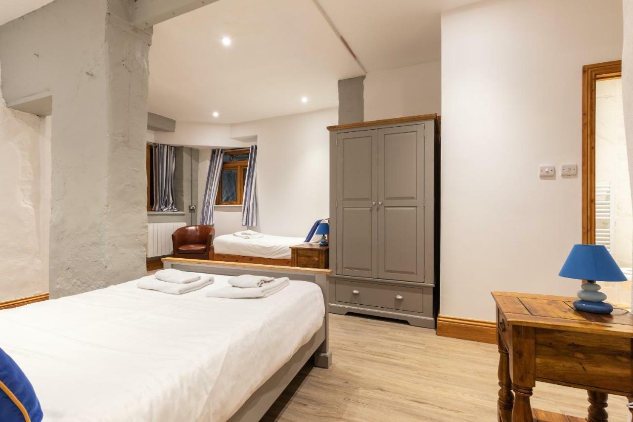 Lynton Cottage Seaview Apartments Bagian luar foto